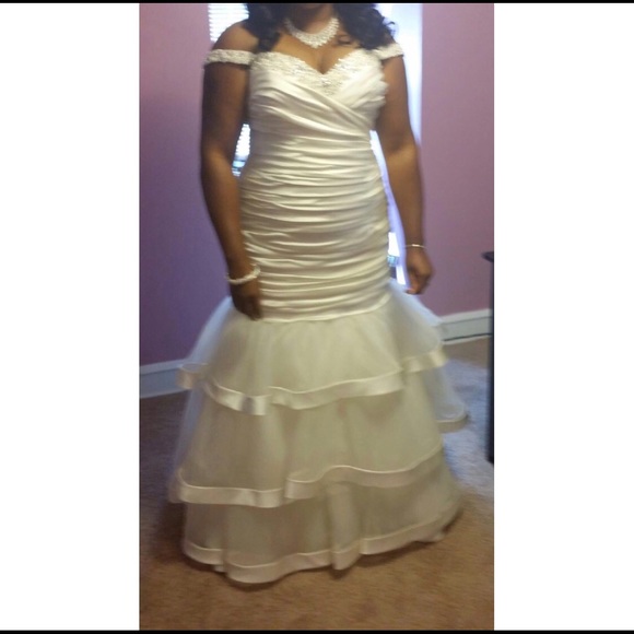 dennis basso bridal 2019